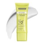 "Hyphen Matte Max Velvet Touch Sunscreen Spf 70+ Pa++++|Sun Protection|Sun Shield|Moisturizes And Soothes Skin|12 Hrs Uva-Uvb Protection|Sunscreen Spf No White Cast, Combination & All Skin Types-30G "